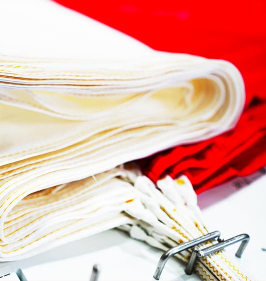 Pliage parachute de secours parapente